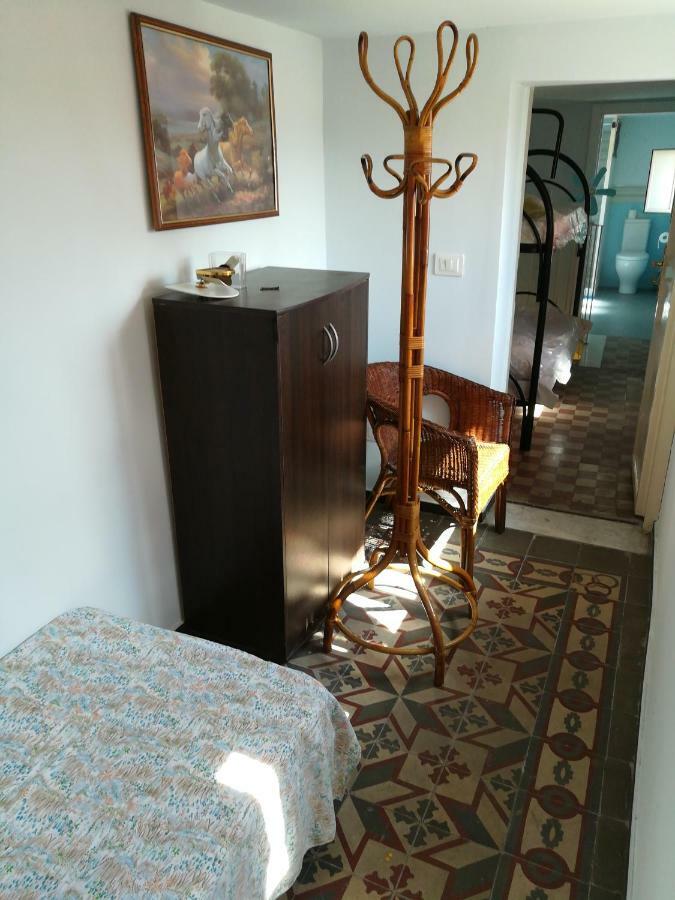 Enrico Gli Amici Del Mare Apartment Catania Bagian luar foto